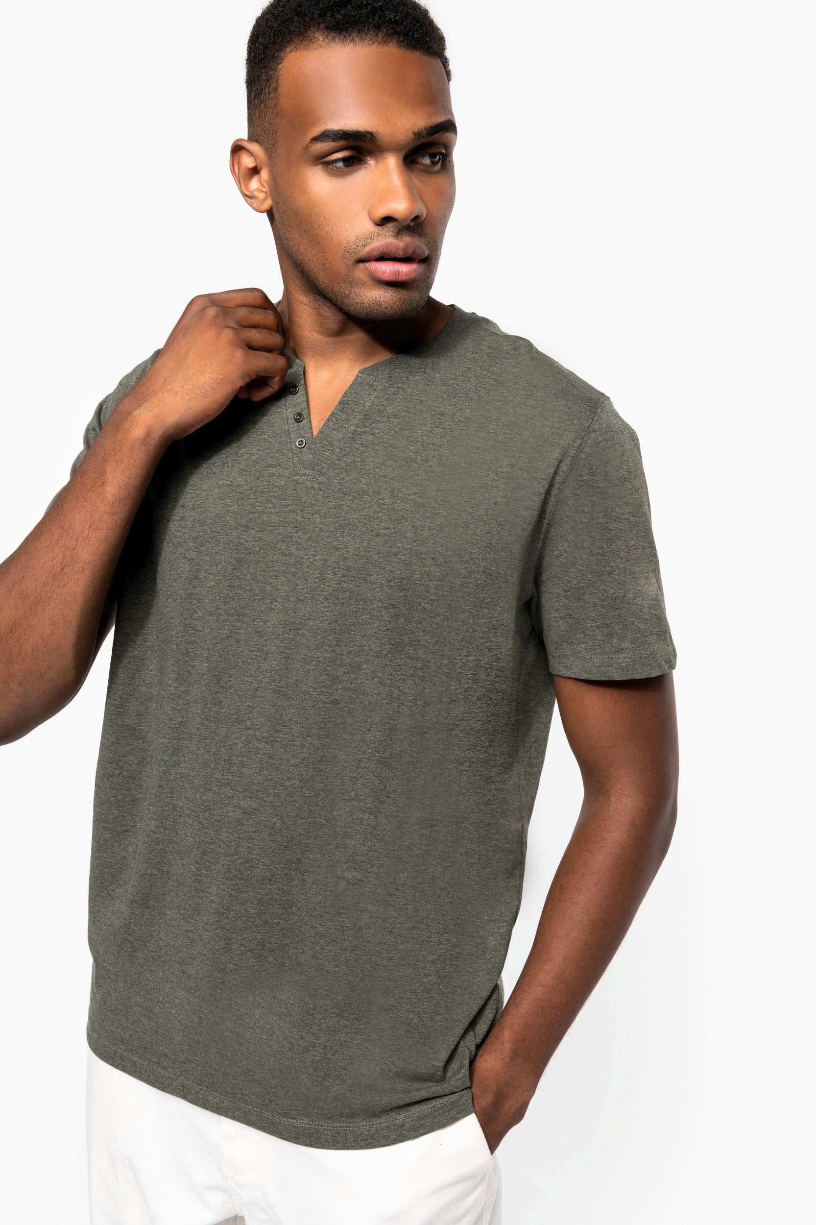 V-neck T-shirt With Buttons - 140 Gsm - KNS302