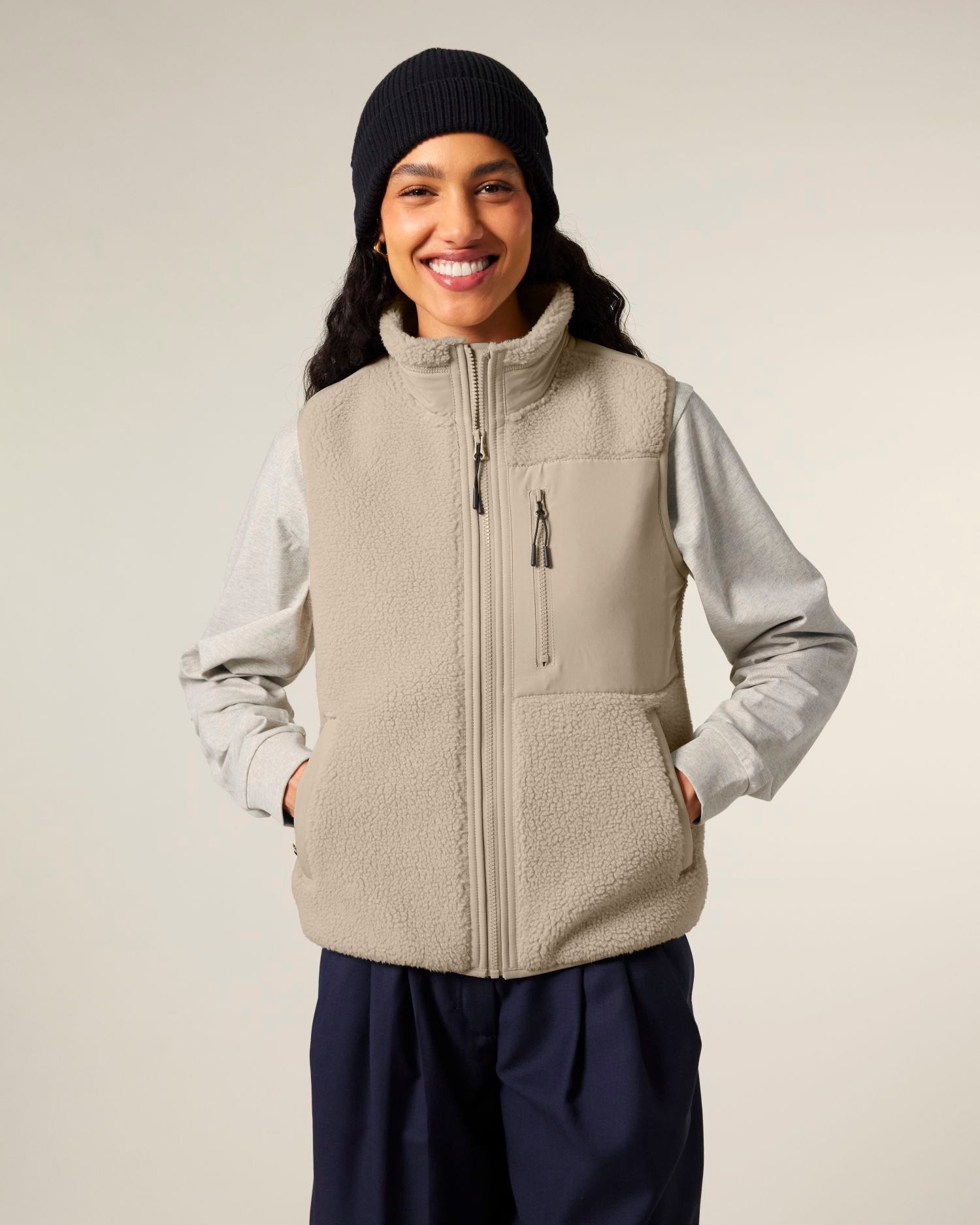 Unisex Recycled Sleeveless Sherpa Jacket | Liner STJU249